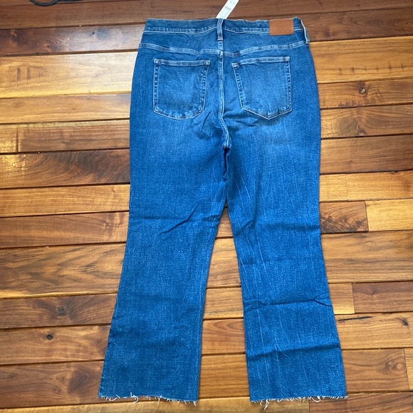 NWT J Crew Demi Boot Crop Jeans - Picture 5 of 15